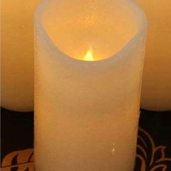 NWOT. Broadway Les Miserables Flameless Battery Operated Candle with Timer. - Picture 5 of 8